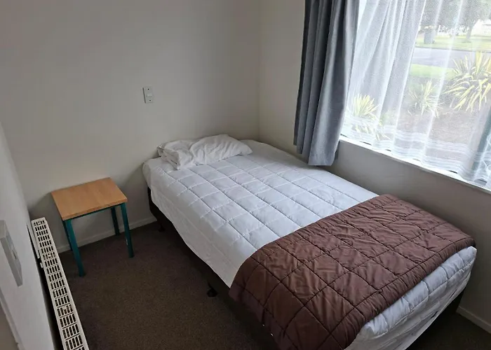 公寓 Rotovegas House - Huge House, Hot Tub & For 20 Guests! 罗托鲁阿