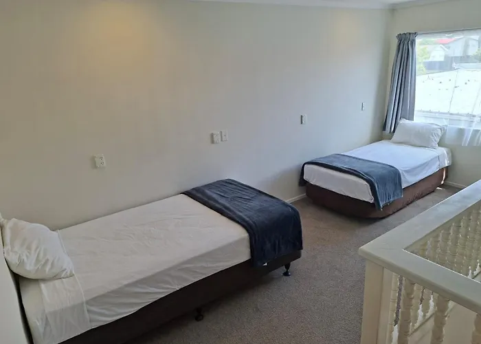 Rotovegas House - Huge House, Hot Tub & For 20 Guests!