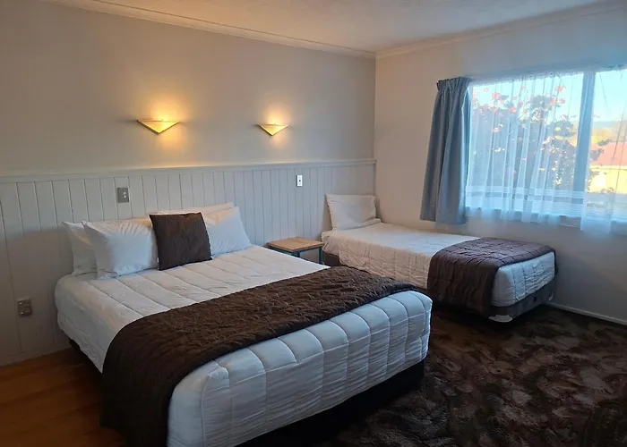 Rotovegas House - Huge House, Hot Tub & For 20 Guests! *